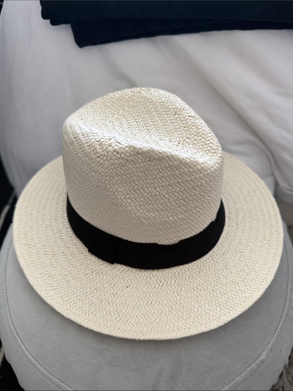 Banana Republic Cream Straw Fedora with Black Band